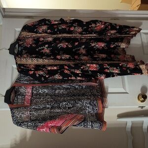 Bundle of 2 Kimonos
